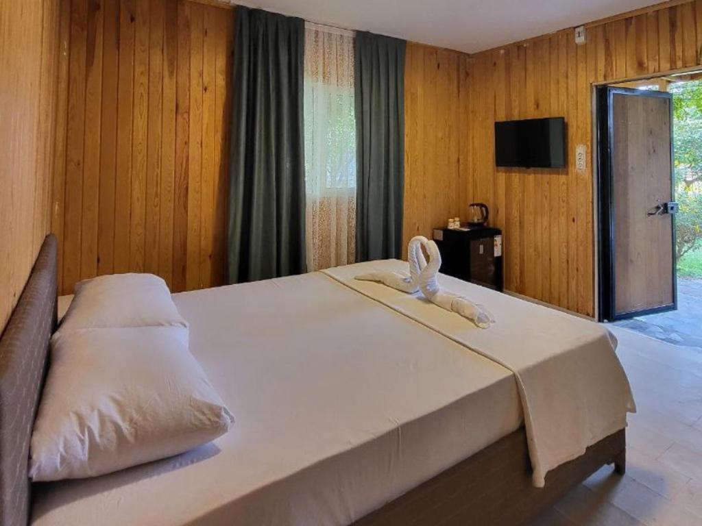 Cicek Evler Tatil Koeyue Hotel Armutlu ภายนอก รูปภาพ