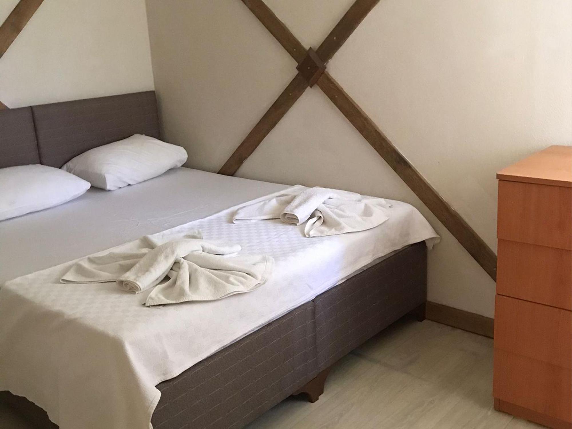 Cicek Evler Tatil Koeyue Hotel Armutlu ภายนอก รูปภาพ